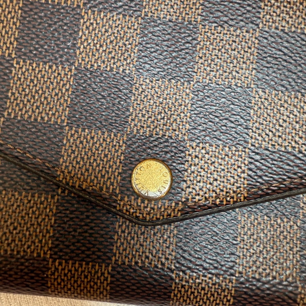 Louis Vuitton Sarah Wallet Damier Ebene Canvas Made in France (Monogrammed A.T.) - Picture 8 of 13
